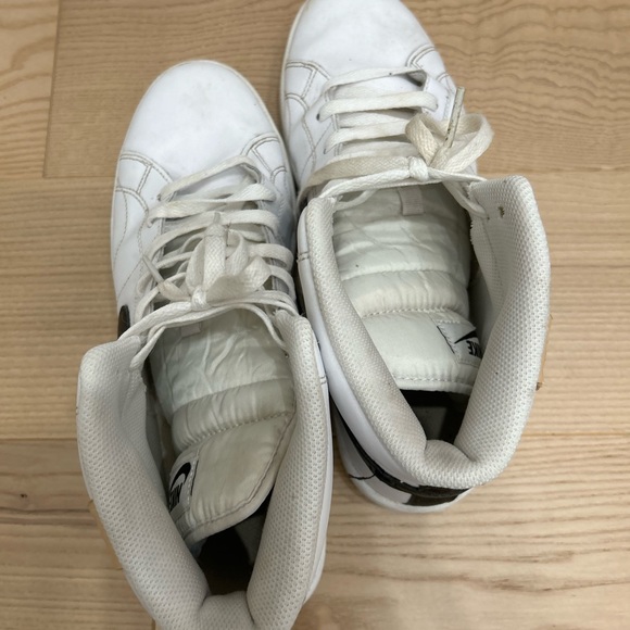 Nike High Top Sneakers - Picture 4 of 4